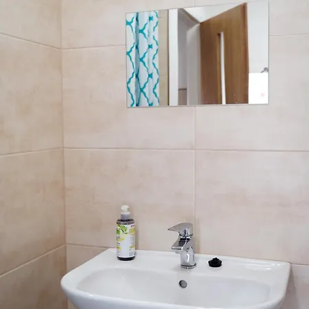 Hostel K-haus - Speaking, Contactless-self Check In