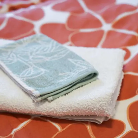 K-haus - Speaking, Contactless-self Check In *