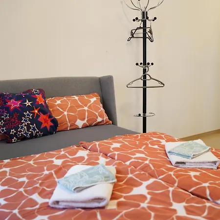 K-haus - Speaking, Contactless-self Check In