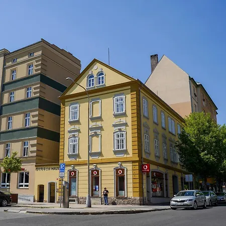 K-haus Hostel *