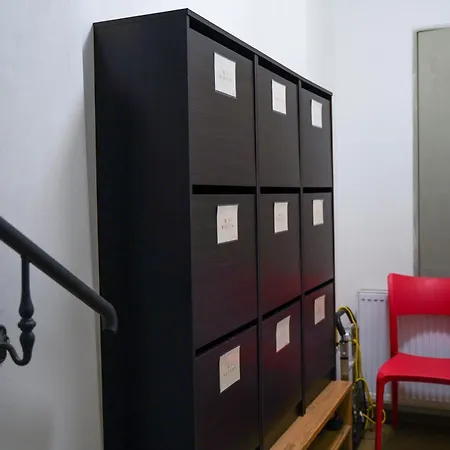 K-haus - Speaking, Contactless-self Check In *