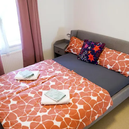 Hostel K-haus - Speaking, Contactless-self Check In